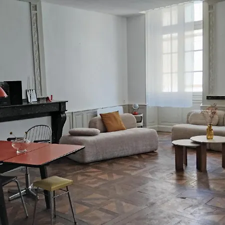 Orphe37, Grand Cocon Au Coeur De La Gascogne Artistique Apartment